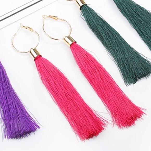🔸2 for $15🔸Hot Pink Tassel Earrings - Picture 1 of 2